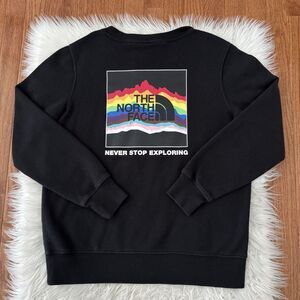 The North Face Crewneck Sweatshirt Women’s Medium Rainbow Pride Fleece Lined Gay